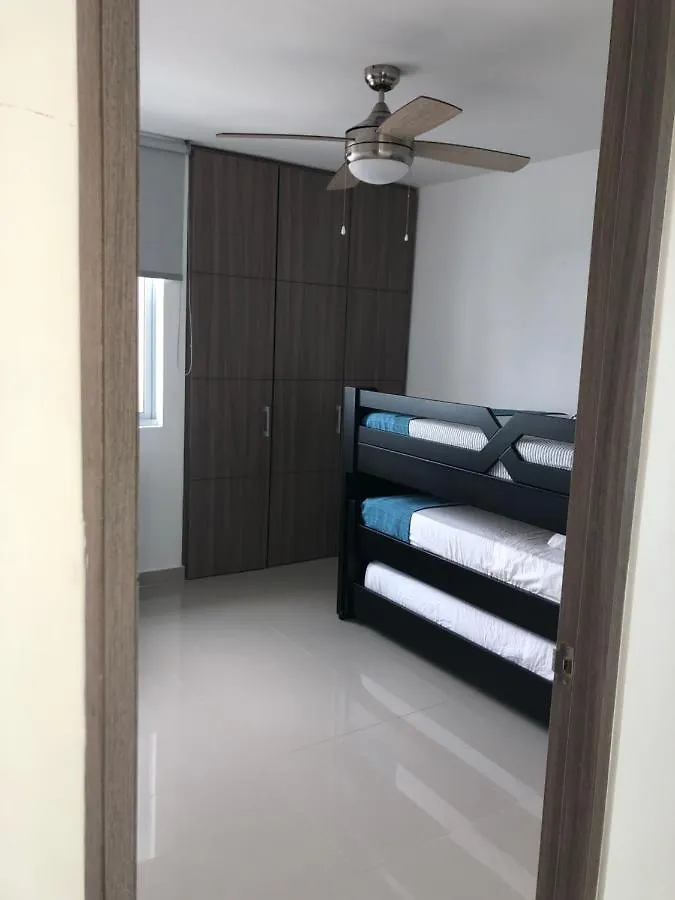 Santa Marta Rodadero Sur Playa salguero A 200 Mts Del Mar Apartamento Santa Marta (Magdalena)